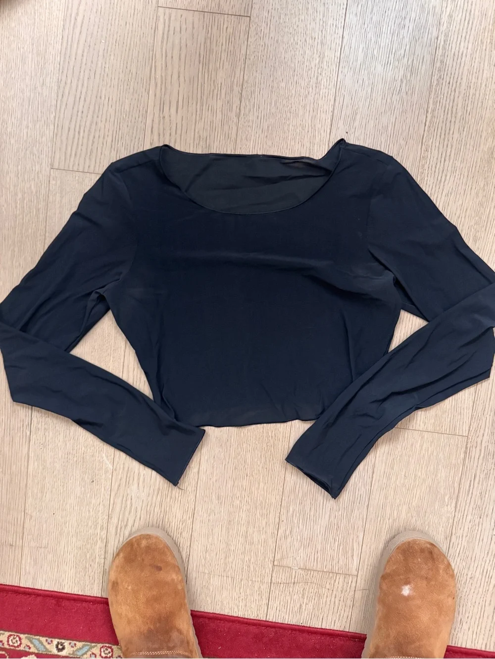ALO Yoga Black Long Sleeve Scoop-Neck Top - sheer / fitted